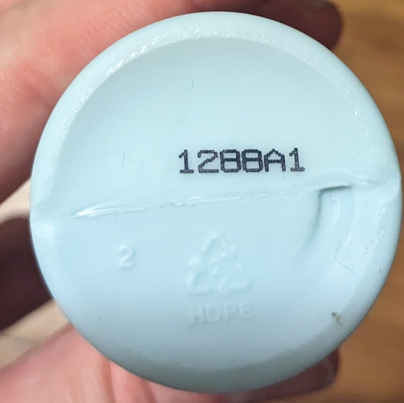 Beauty Pack: Virtue + Sarah Happ + L’Absolu Lacquer + Living Proof + Eminence - Picture 8 of 8